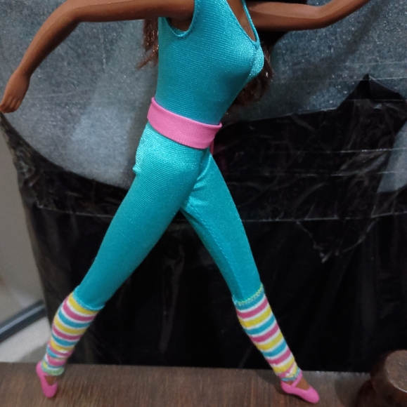 🆕Final Sale - Great Shape African American/Black Barbie - Picture 9 of 13